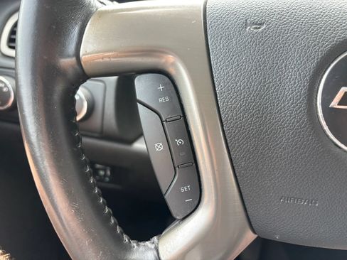 Used 2014 Chevrolet Tahoe LT w/ Luxury Package AWD/4WD image 22