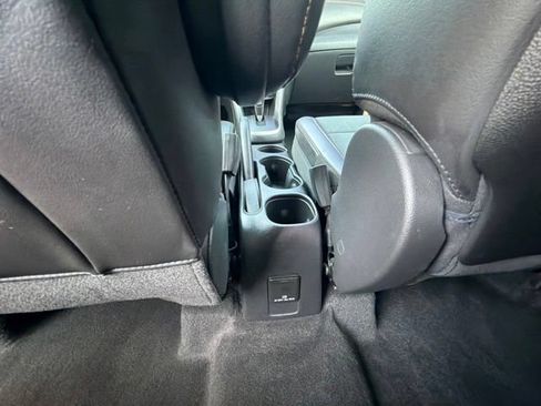 Used 2022 Chevrolet Trax LT w/ Driver Confidence Package AWD/4WD image 14