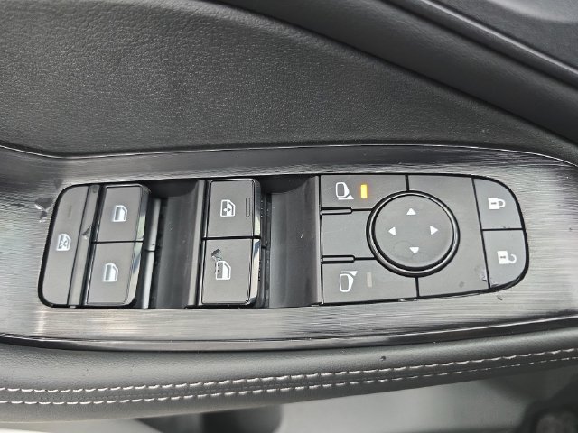 Used 2026 Nissan Rogue SV FWD image 27