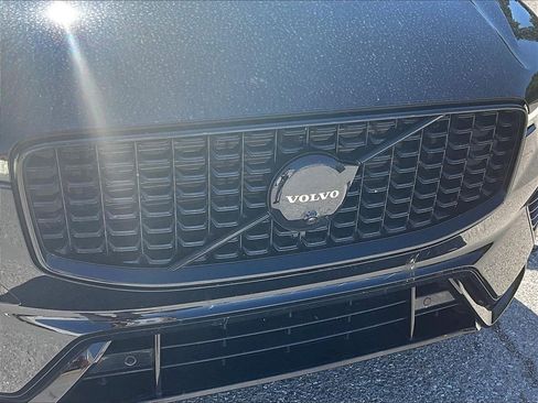 Used 2025 Volvo XC60 B5 Ultra w/ Protection Package Premier image 20