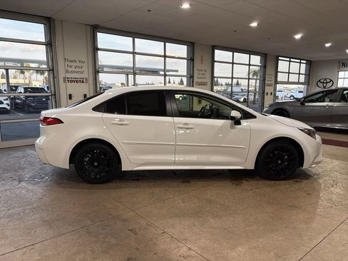 New 2026 Toyota Corolla LE image 3