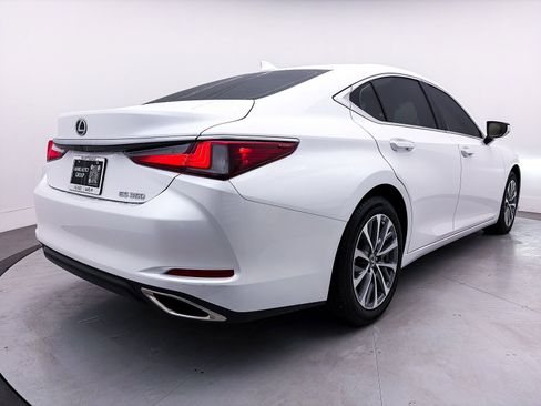 Used 2023 Lexus ES 350 image 14