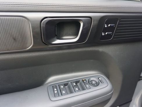 Used 2024 Hyundai Santa Fe Calligraphy AWD/4WD image 4