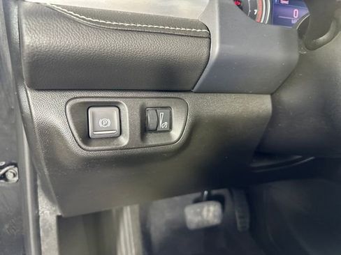 Used 2023 GMC Acadia SLE w/ Driver Convenience Package image 19