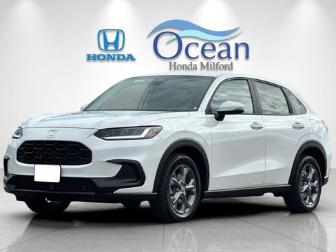 New 2026 Honda HR-V LX image 1