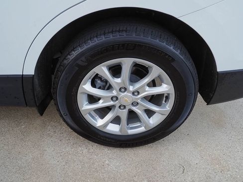 Certified 2021 Chevrolet Equinox LS FWD image 35