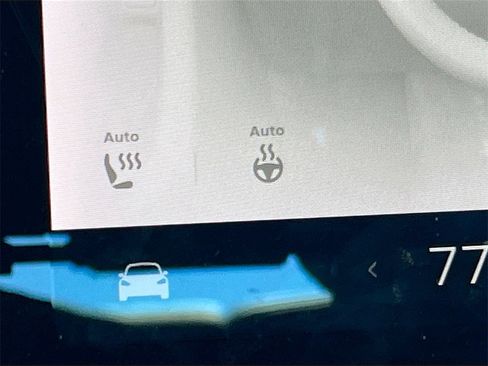 Used 2021 Tesla Model 3 Standard Range Plus image 19