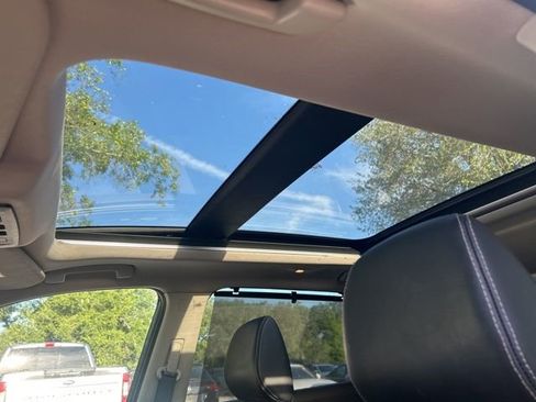 Used 2021 Nissan Rogue SL image 14