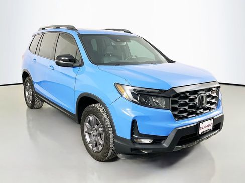 Used 2024 Honda Passport TrailSport image 4