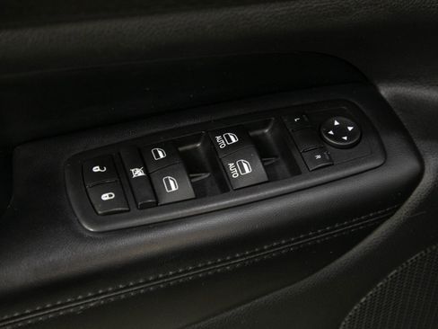 Used 2015 Jeep Grand Cherokee Laredo w/ Quick Order Package 23E AWD/4WD image 20