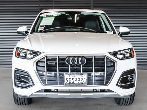 Used 2023 Audi Q5 2.0T Premium w/ Convenience Package image 11