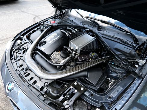 Used 2015 BMW M4 2dr Cpe image 55