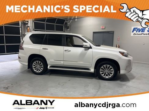 Used 2016 Lexus GX 460 image 1