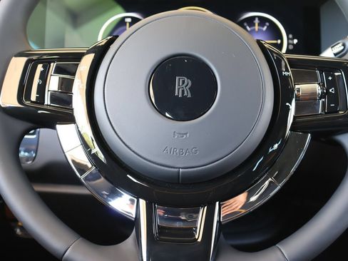 New 2026 Rolls-Royce Cullinan AWD/4WD image 21