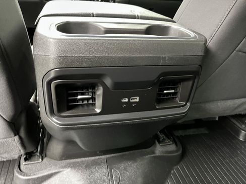 Certified 2024 Chevrolet Silverado 2500 LT w/ Convenience Package AWD/4WD image 16