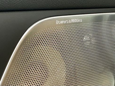 New 2026 Volvo V60 B5 Cross Country Ultra w/ Protection Package Premier image 18