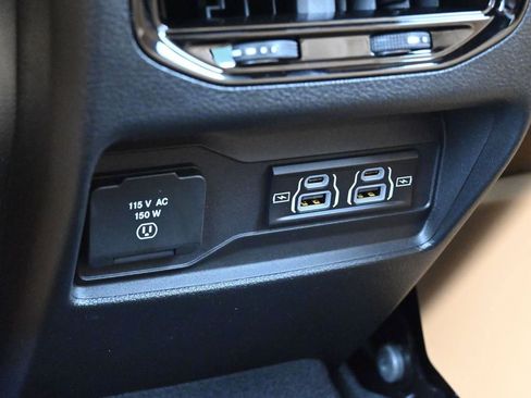 New 2025 Jeep Grand Cherokee L Summit image 38