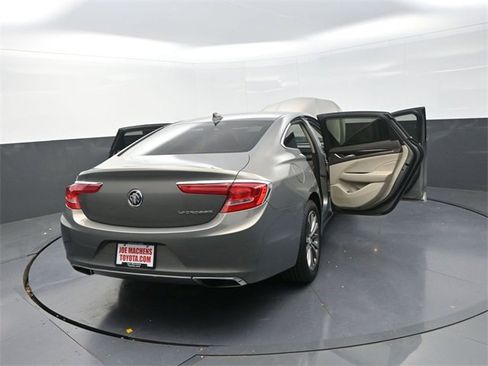 Used 2019 Buick LaCrosse Preferred image 40