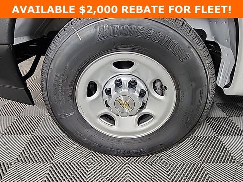 New 2025 Chevrolet Express 3500 w/ Driver Convenience Package image 19
