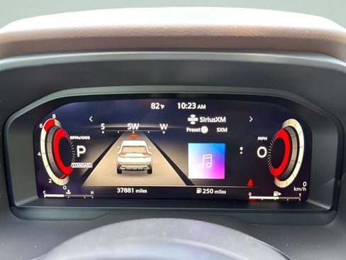 Used 2021 Nissan Rogue Platinum FWD image 14