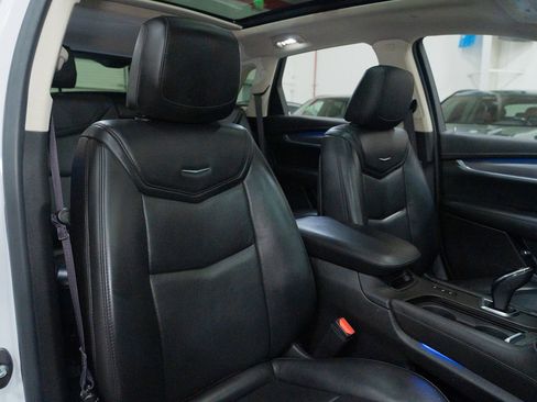 Used 2018 Cadillac XT5 Premium Luxury w/ Driver Assist Package image 33