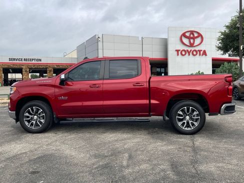 Used 2024 Chevrolet Silverado 1500 LT w/ Texas Edition Plus RWD image 7
