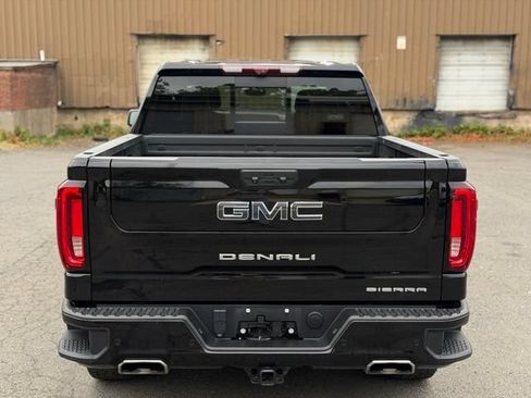 Used 2023 GMC Sierra 1500 Denali Ultimate AWD/4WD image 6