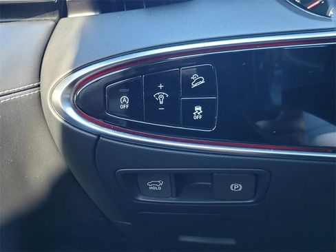 Used 2022 Genesis GV70 2.5T w/ Sport Prestige Package image 37