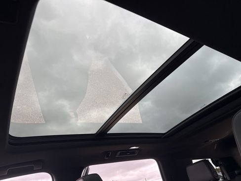 Certified 2022 Chevrolet Tahoe Z71 image 27