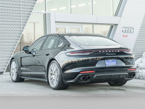 Used 2023 Porsche Panamera 4 image 5
