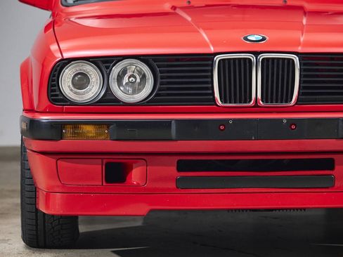 Used 1991 BMW 318iS Coupe RWD image 10
