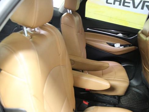 Used 2019 Buick Enclave Premium w/ Experience Buick Package AWD/4WD image 9