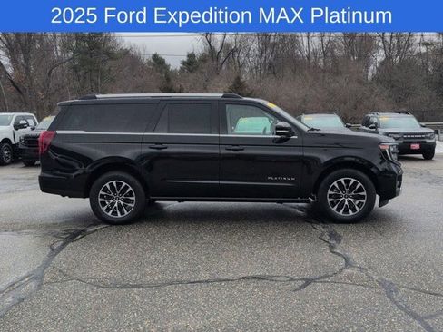 Certified 2025 Ford Expedition Max Platinum image 3