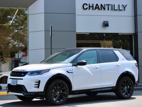 Certified 2025 Land Rover Discovery Sport Dynamic SE AWD/4WD image 1