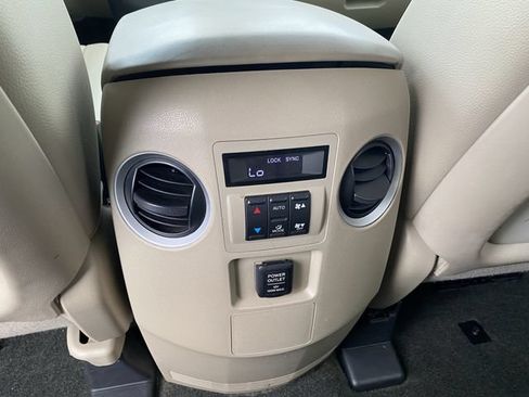 Used 2015 Honda Pilot EX-L image 25