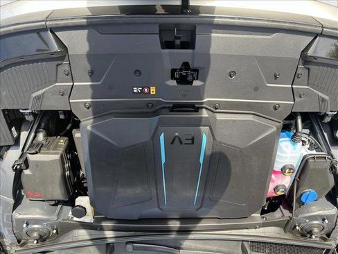 New 2024 Hyundai Ioniq 5 Limited image 16