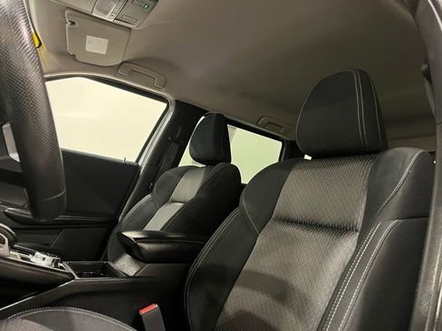 Used 2022 Mitsubishi Outlander ES image 17