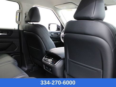 New 2026 Nissan Armada SV image 18