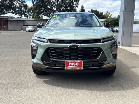 New 2026 Chevrolet Trax ACTIV w/ Sunroof Package FWD image 10