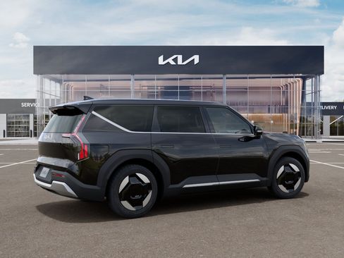 New 2026 Kia EV9 Light RWD image 6
