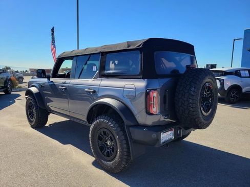 Used 2022 Ford Bronco Wildtrak image 4