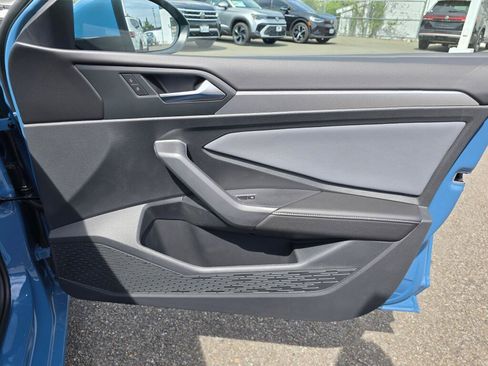 New 2026 Volkswagen Jetta SE FWD image 41