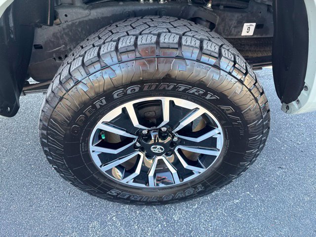 Used 2023 Toyota Tacoma TRD Sport w/ TRD Premium Sport Package AWD/4WD image 11