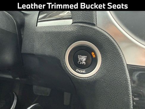 Used 2016 Chrysler 300 Limited image 16