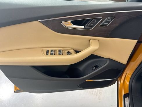 Used 2019 Audi Q8 Prestige w/ Towing Package AWD/4WD image 22