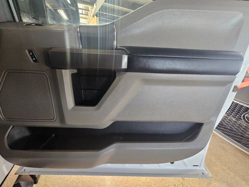 Used 2020 Ford F150 XLT w/ Equipment Group 301A Mid image 9