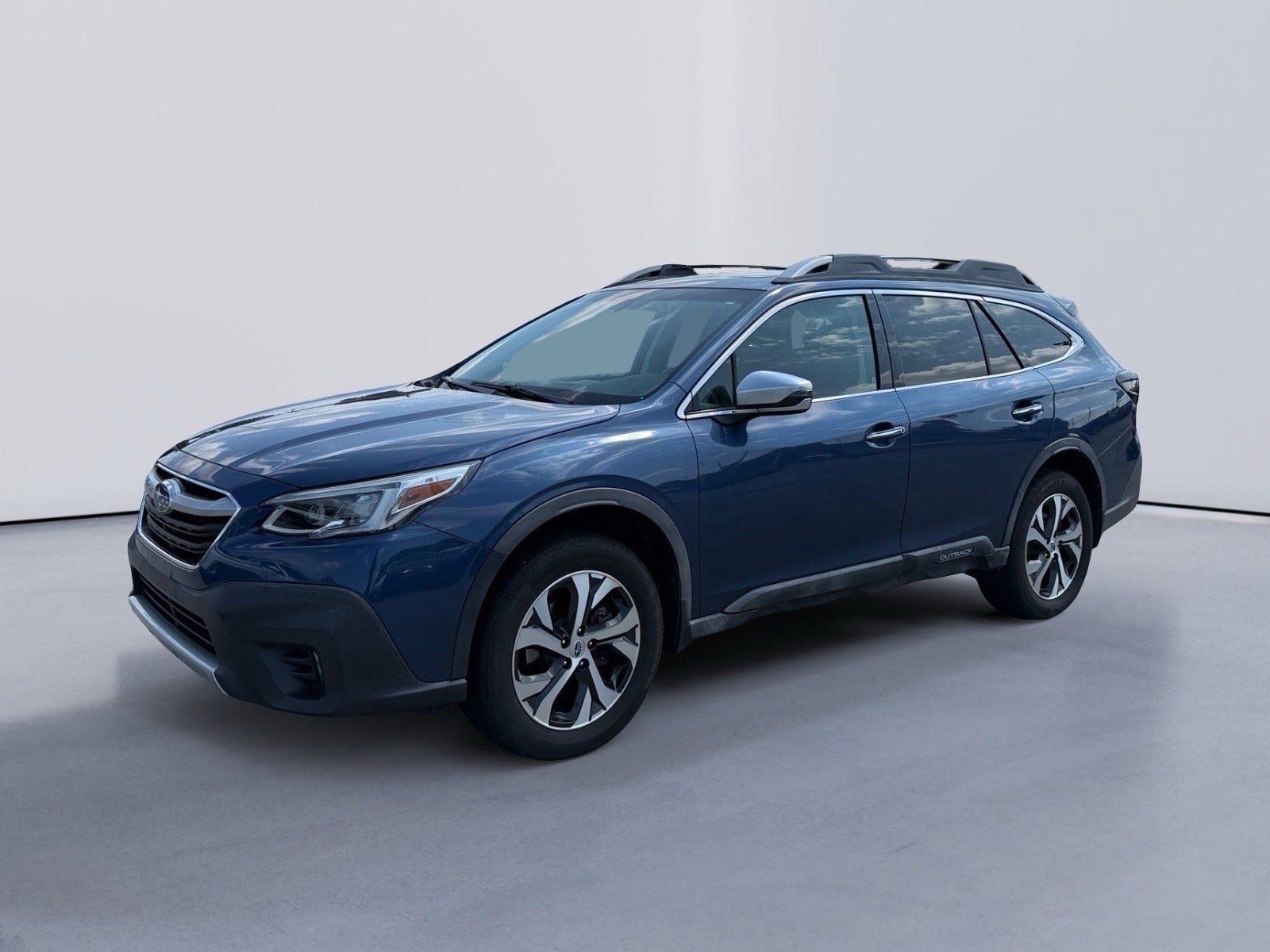 Used 2020 Subaru Outback Touring XT AWD/4WD image 1