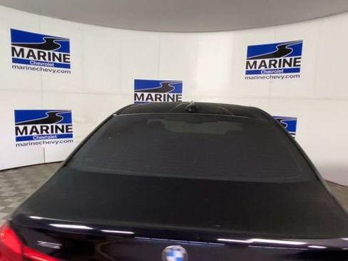 Used 2019 BMW 530i xDrive w/ Convenience Package image 9