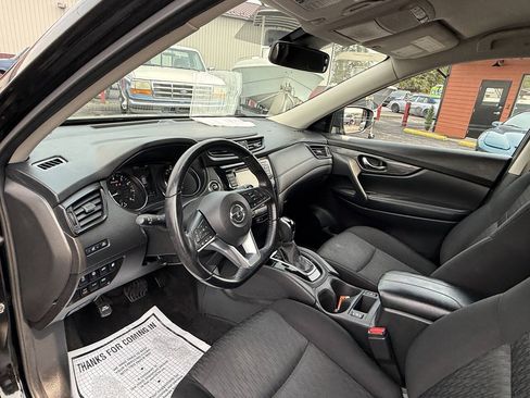 Used 2020 Nissan Rogue SV AWD/4WD image 10