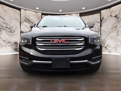 Used 2017 GMC Acadia SLT image 3